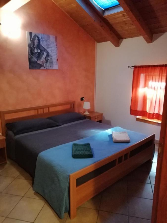 Апартаменты Casa Vacanze Ca' Manara Stazzona Экстерьер фото